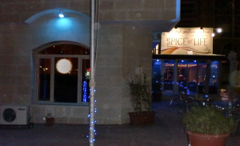 Spice Hotel Kuwait City Exterior foto